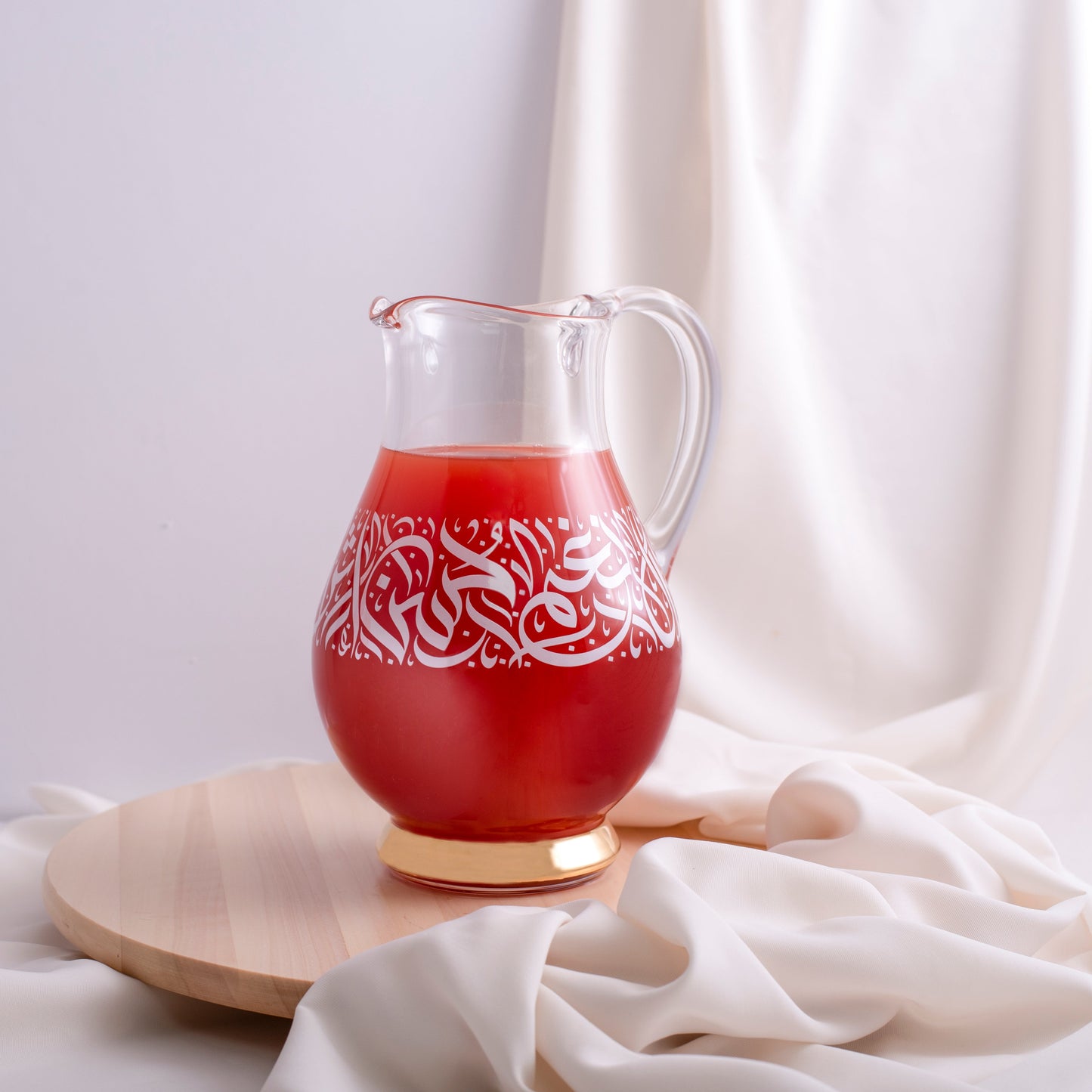 Dimlaj Nagham Crystal Jug (Gold & White) - Premium Jugs from Nagham By Dimlaj - Just $110! Shop online now at Dimlaj Jordan