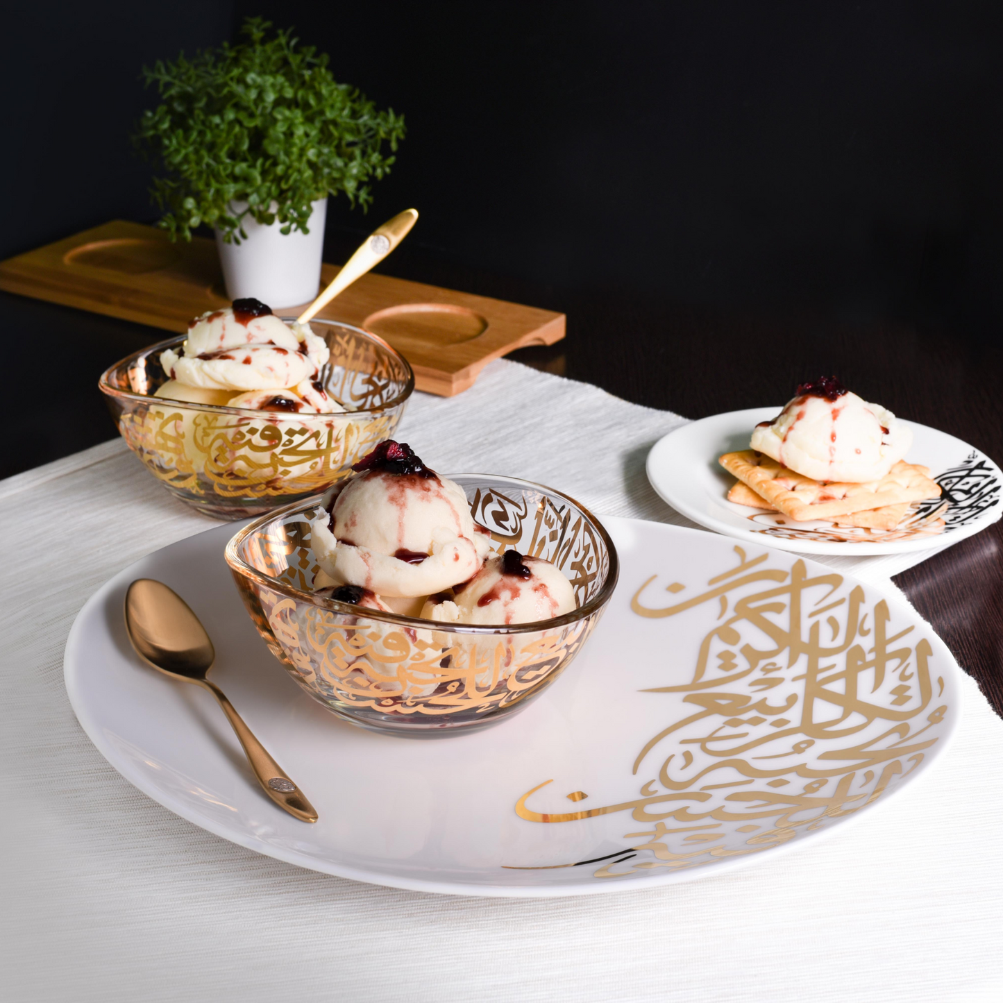 Dimlaj Kareem Large Serving Plate - Premium Glass Plates from Kareem By Dimlaj - Just $40! Shop online now at Dimlaj Jordan 